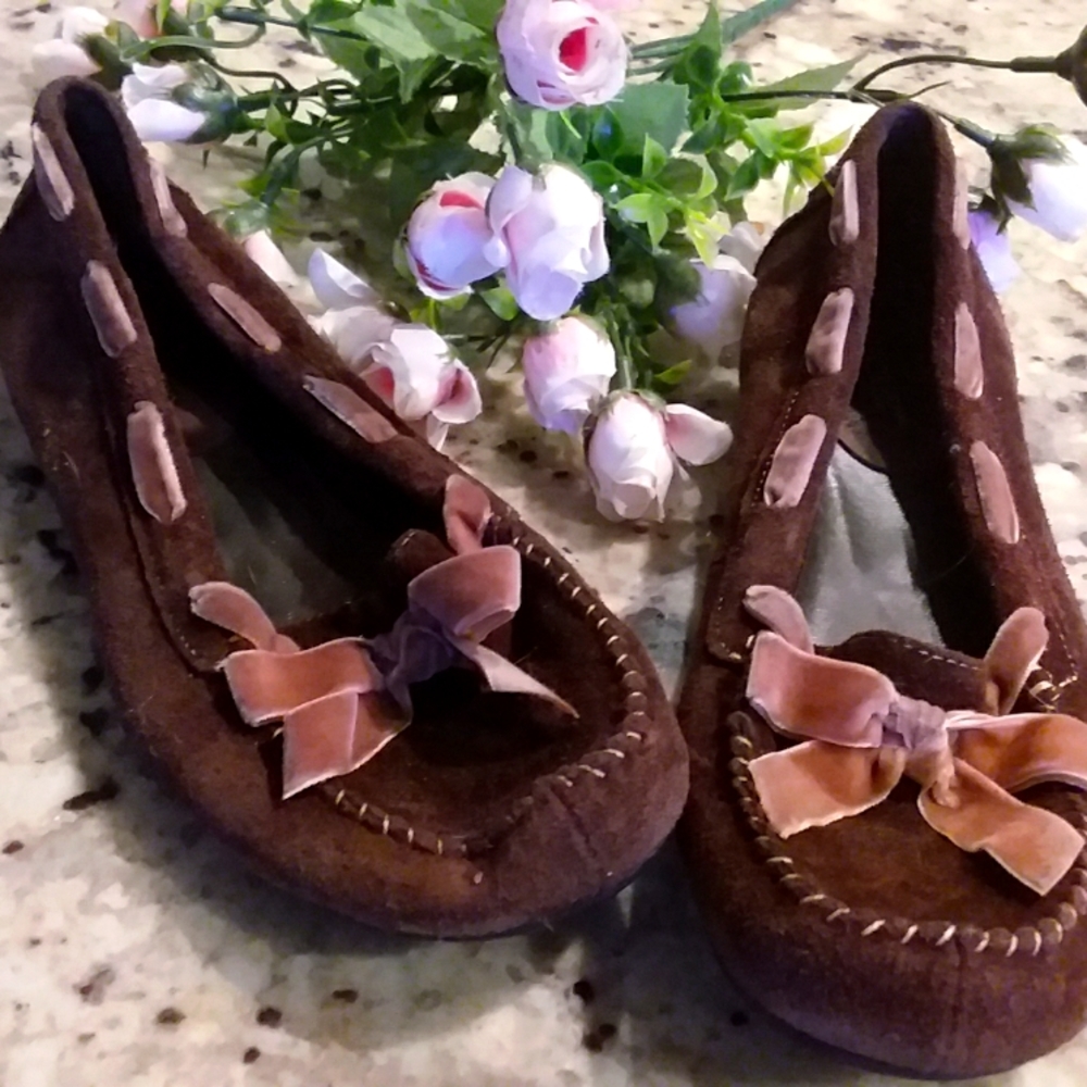Cute Girl's loafers brown w/pink accents 7